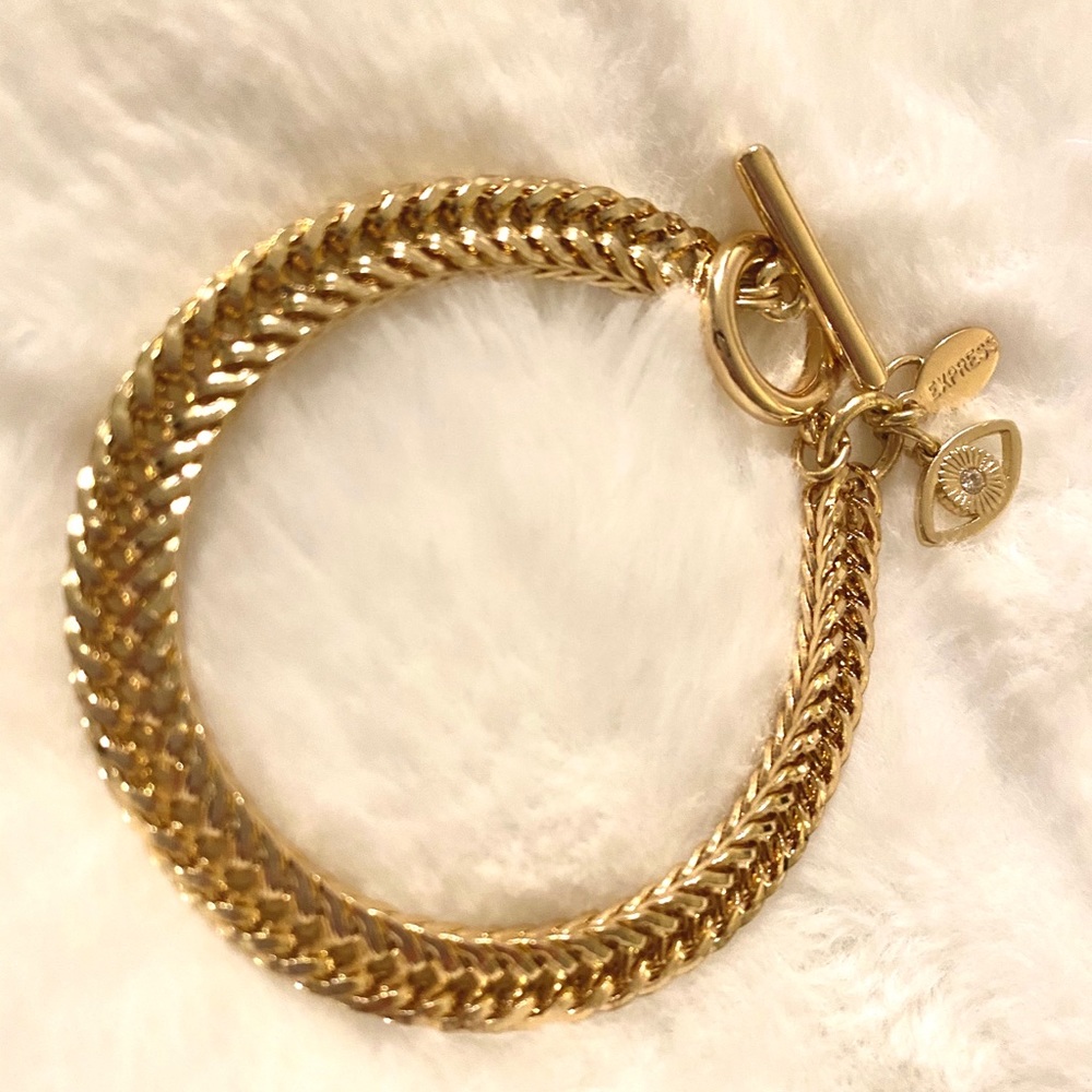Thick Chain gold bracelet with evil eye Charm